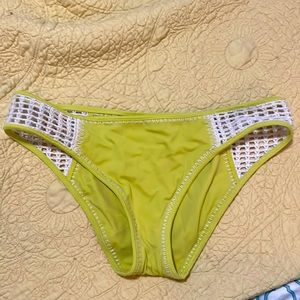 Super cute yellowish green